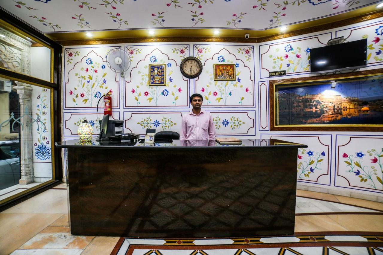 Collection O 36316 Hotel White Palace Jaipur Extérieur photo