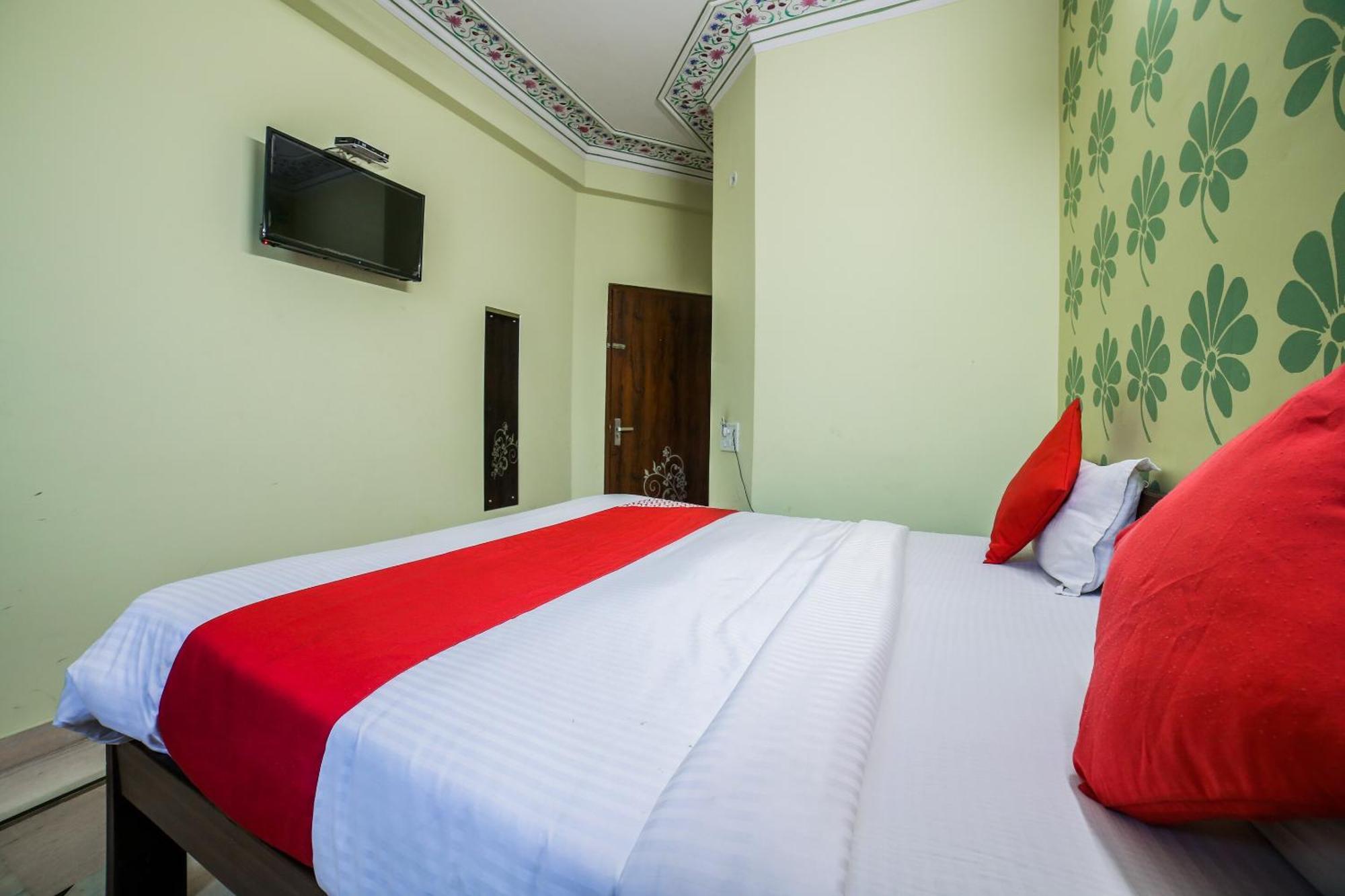 Collection O 36316 Hotel White Palace Jaipur Extérieur photo